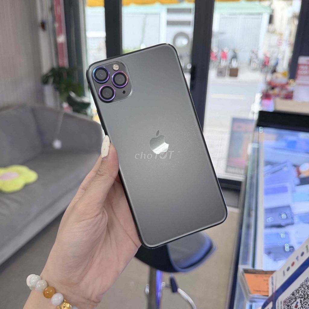 Apple iPhone 11 Pro Max 64GB Grey Mỹ (LL/A) 99%. Mua bán Điện thoại tại Quận 8 Tp Hồ Chí Minh được đăng bởi CA REM BÁN TÁO hình 1