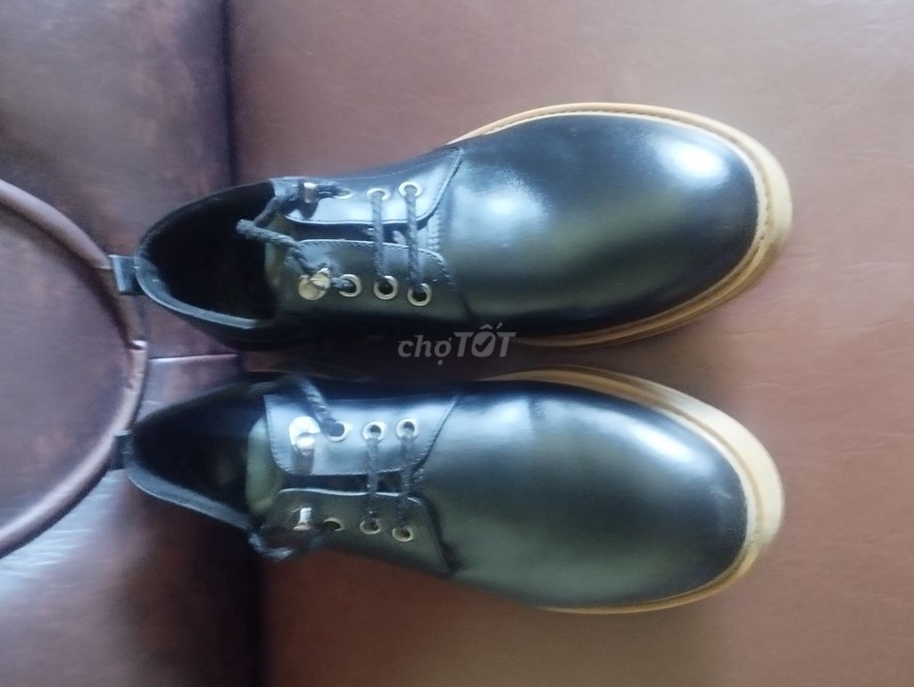 Giày tây SAVAT Nam Đen size 42. Mua bán Giày dép tại Huyện Đức Trọng Lâm Đồng được đăng bởi Thịnh hình 1