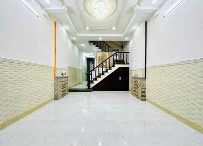 XE HƠI ĐỖ CỬA - 4 TẦNG BTCT 49M2 - NHỈNH 6TỶ - NGUYỄN VĂN ĐẬU