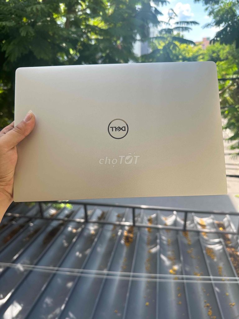 Dell XPS 7390 i7-10710U 16GB/512GB Bạc. Mua bán Laptop tại Quận Sơn Trà Đà Nẵng được đăng bởi Laptop Cũ Giá Rẻ hình 1