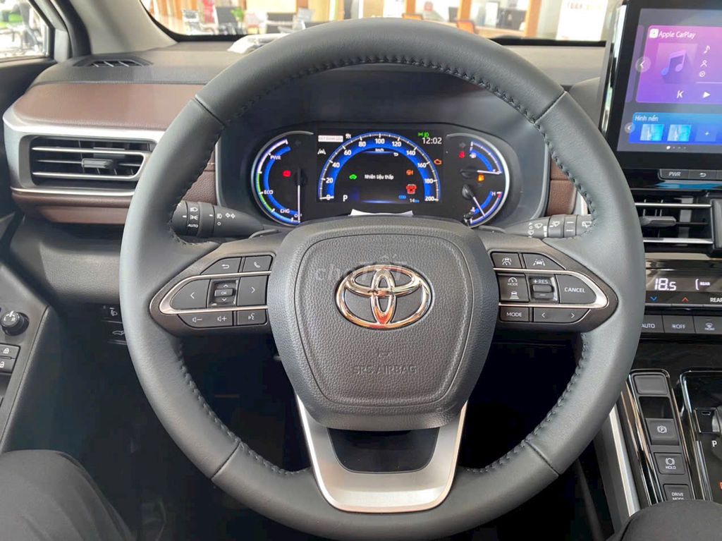 Toyota Innova Cross HEV giao ngay. Mua bán Ô tô tại Huyện Bình Chánh Tp Hồ Chí Minh được đăng bởi TRANGTRAN TOYOTA AN THÀNH hình 3