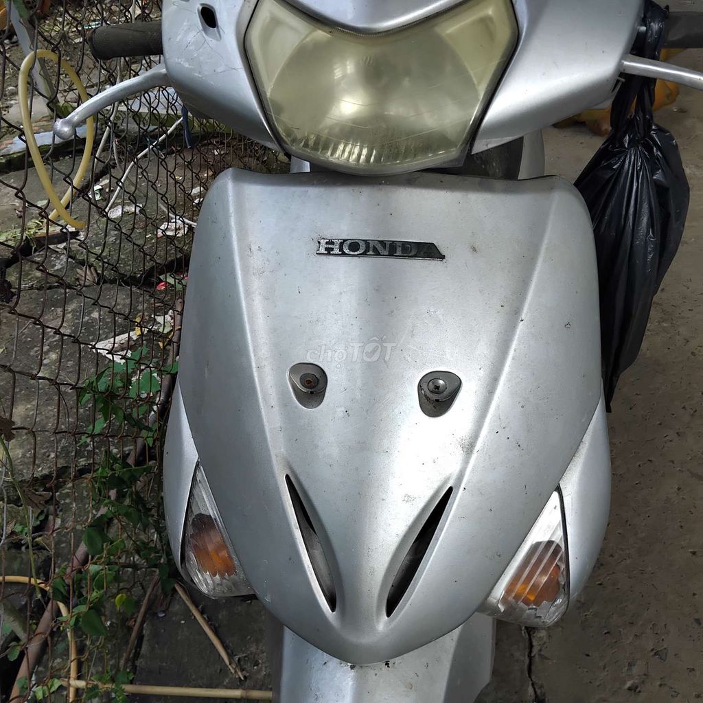 BÁN XE CŨ. Mua bán Xe máy tại Huyện Cần Giuộc Long An được đăng bởi NHÀ ĐẤT HỒNG CHÂU hình 3