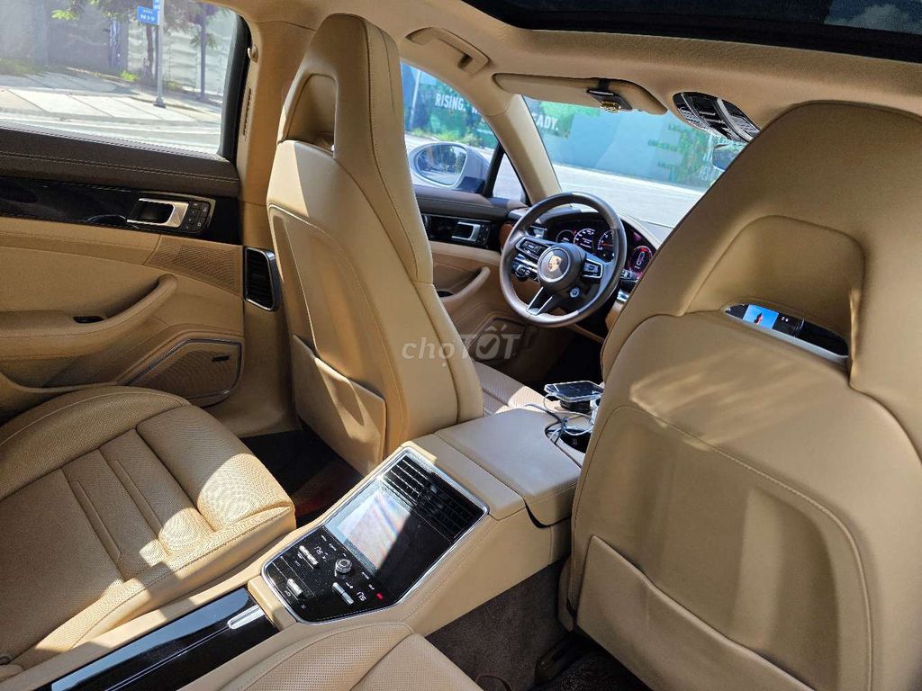 Porsche Panamera4 model 2023 30.000km. Mua bán Ô tô tại Quận 1 Tp Hồ Chí Minh được đăng bởi Duy Nguyễn hình 6