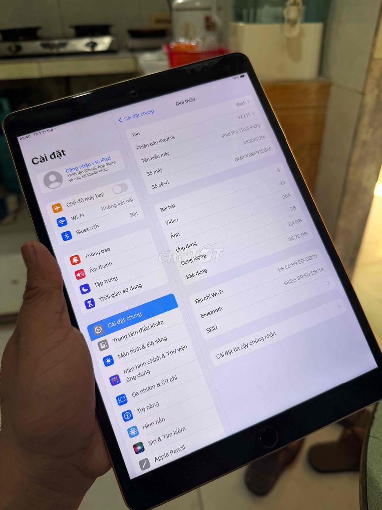 Apple iPad Pro 10.5 inch 64GB Vàng. Mua bán Máy tính bảng tại Quận Cẩm Lệ Đà Nẵng được đăng bởi Mylinh hình 1