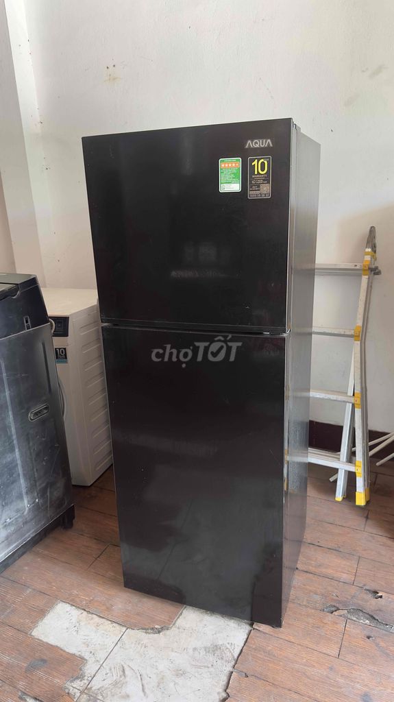 Tủ lạnh Aqua Inverter 211 lít Đen đã sử dụng. Mua bán Tủ lạnh tại Quận Sơn Trà Đà Nẵng được đăng bởi Dương Ngọc Mạnh hình 1