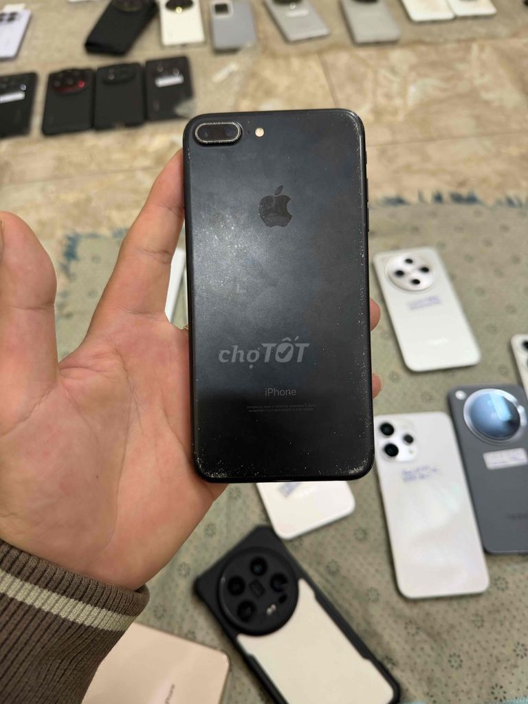 Apple iPhone 7 Plus 32GB Đen zin màn hồng nhẹ. Mua bán Điện thoại tại Quận Tân Bình Tp Hồ Chí Minh được đăng bởi Nguyễn Thắng Mobile hình 1
