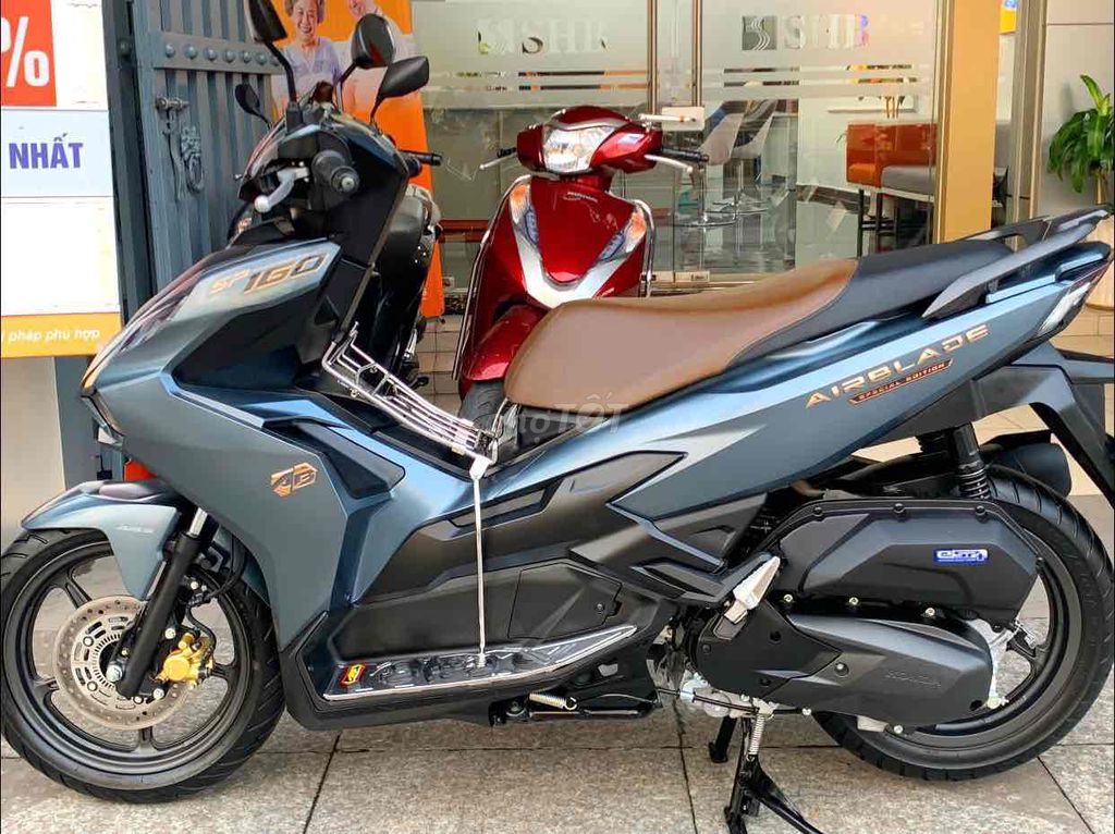 AIRBLADE 160 5/2023 lướt 425KM BSTP siêu mới