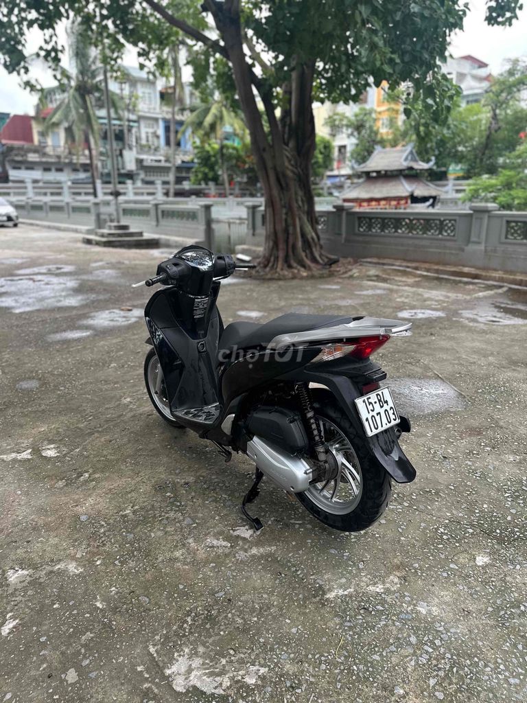 SH 2016 máy 150cc khoá khiển smk đen bóng máy zin. Mua bán Xe máy tại Quận Lê Chân Hải Phòng được đăng bởi Nguyễn Thế Hiếu hình 6