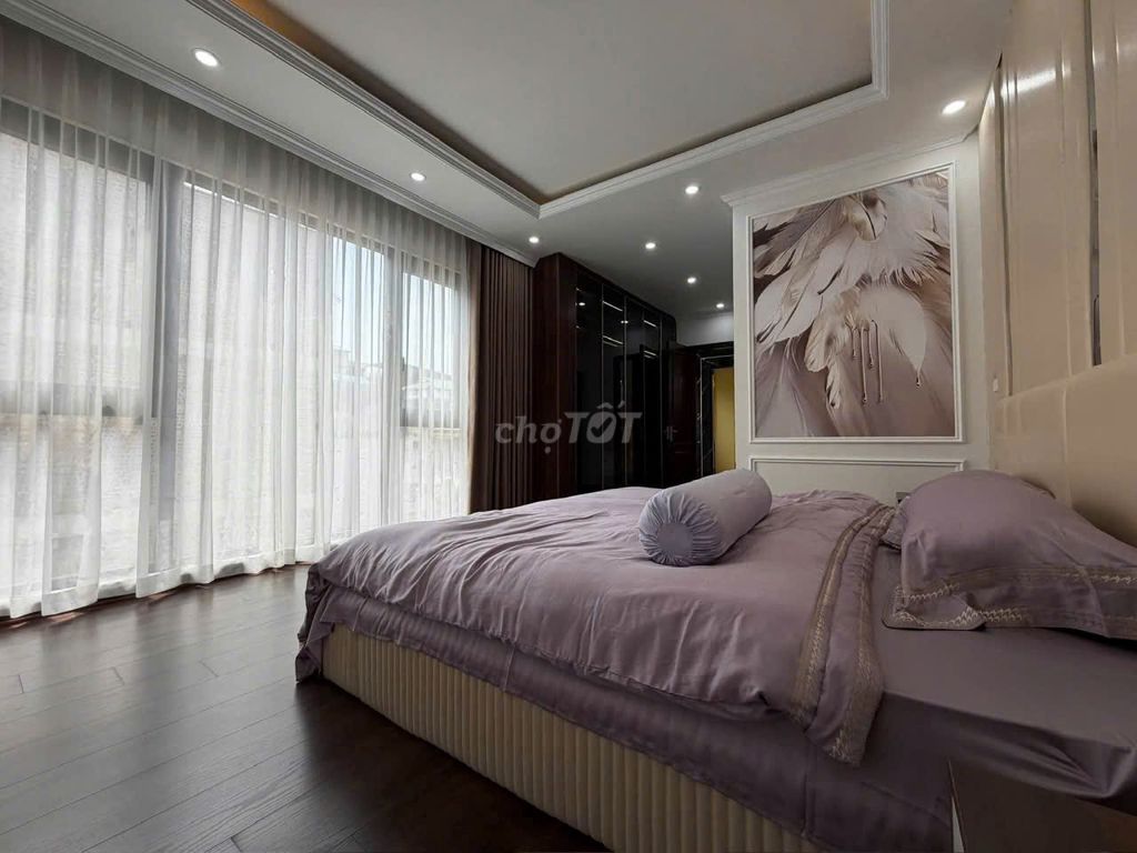 Красивый дом Ким Ма – 42м² 6 этажей лифт – угловой – полная обстановка