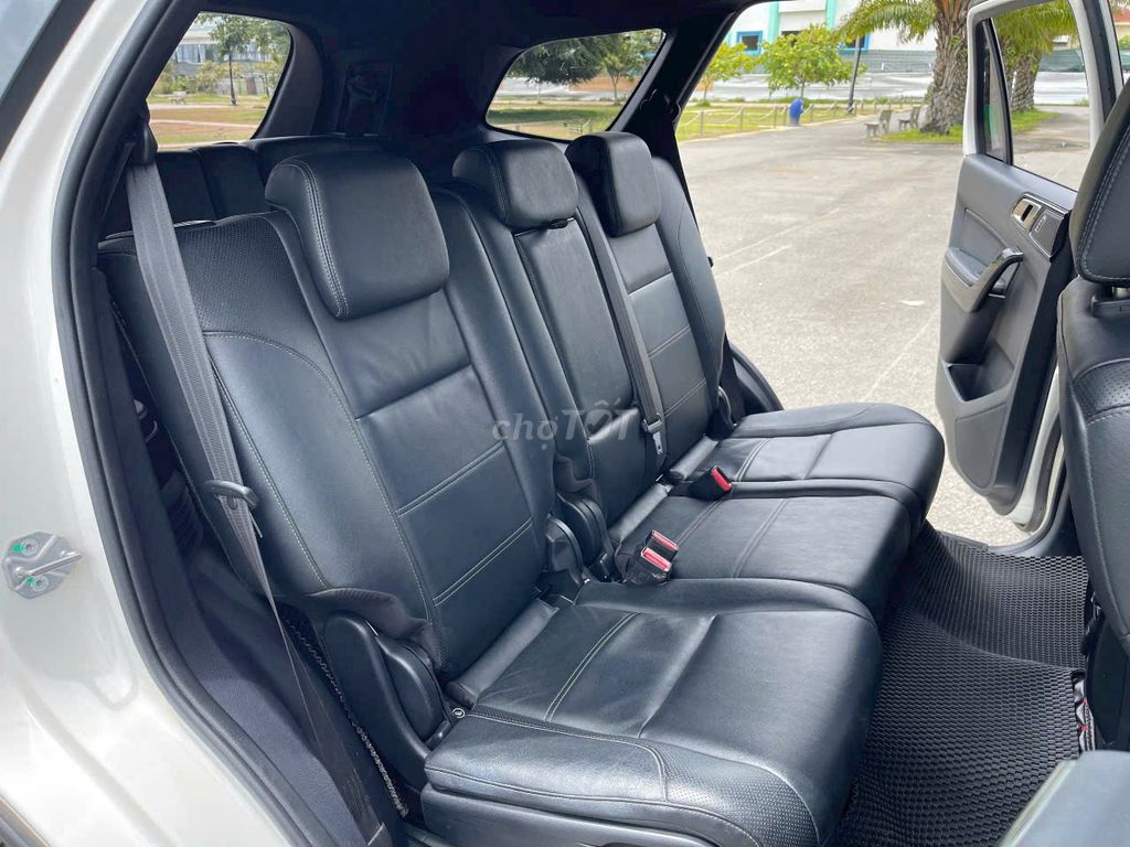 Ford Everest 2019 Titanium 1 cầu - 65000 km. Mua bán Ô tô tại Quận 3 Tp Hồ Chí Minh được đăng bởi  Sài Gòn Ford Used Car hình 9