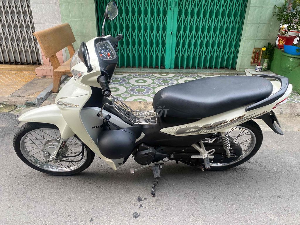 xe chính chủ sang tên : xe chất mọc nguyên zin:. Mua bán Xe máy tại Quận 11 Tp Hồ Chí Minh được đăng bởi cá nhân  hình 12