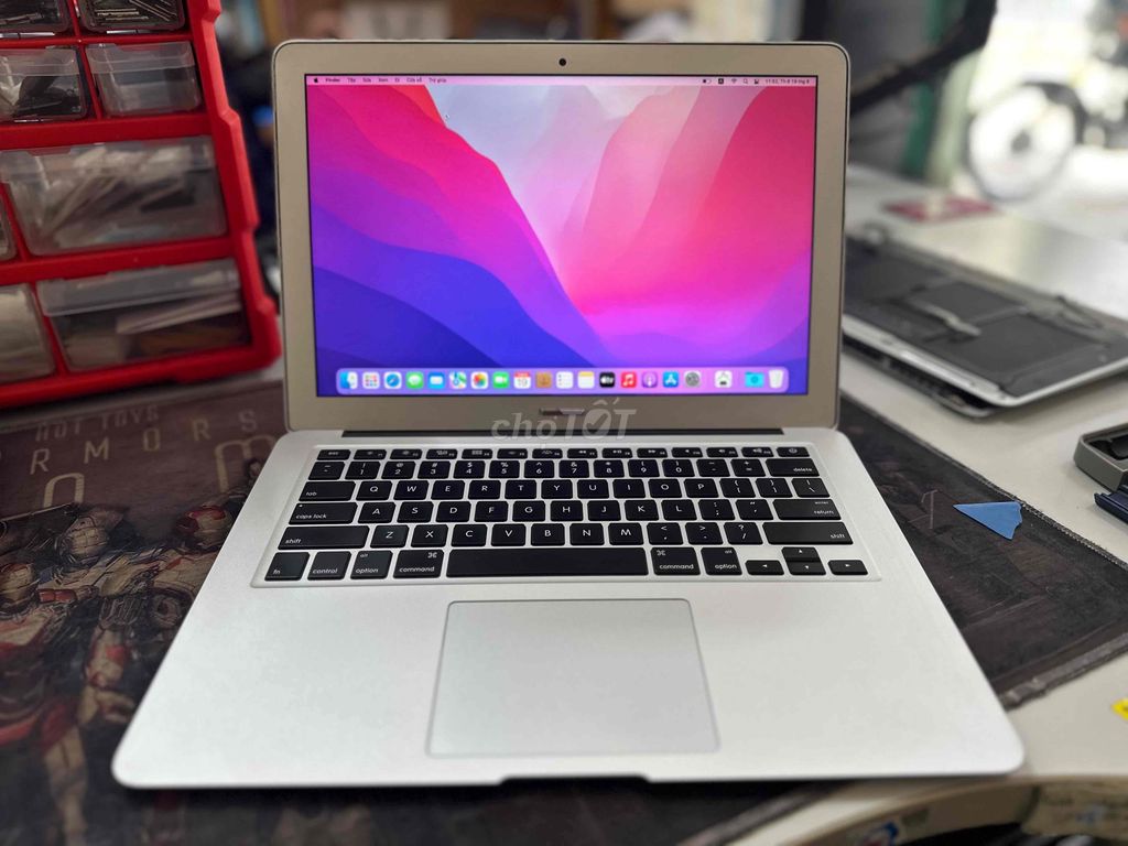 Apple MacBook Air 13 inch 2015 I5 8G/128G Bạc. Mua bán Laptop tại Thành phố Biên Hòa Đồng Nai được đăng bởi thanh hình 1