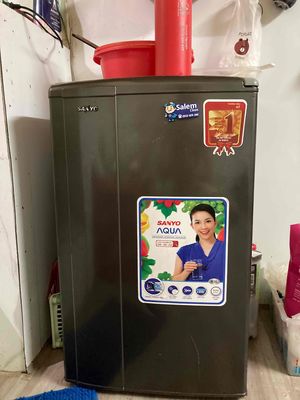 Tủ lạnh Aqua 90l