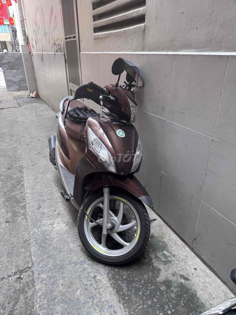 cần bán vison như hình. Mua bán Xe máy tại Quận 10 Tp Hồ Chí Minh được đăng bởi Ngọc Phương hình 1