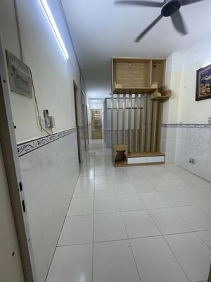 Chính chủ cho thuê nhà nguyên căn 3pn2wc máy lạnh, máy giặt, quạt trần