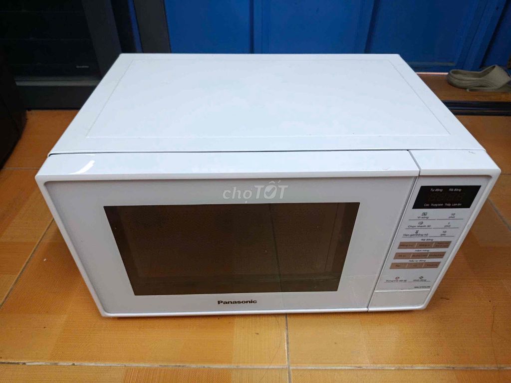 Lò vi sóng Panasonic NN-ST25JW 20L Trắng. Mua bán Bếp, lò, đồ điện nhà bếp tại Quận Bình Thạnh Tp Hồ Chí Minh được đăng bởi Lucky hình 1