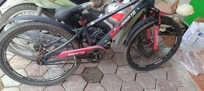 Nhà mình có xe đạp ko dùng đến bán lại cho ai cần. Mua bán Xe đạp tại Huyện Hoài Đức Hà Nội được đăng bởi Thế giới