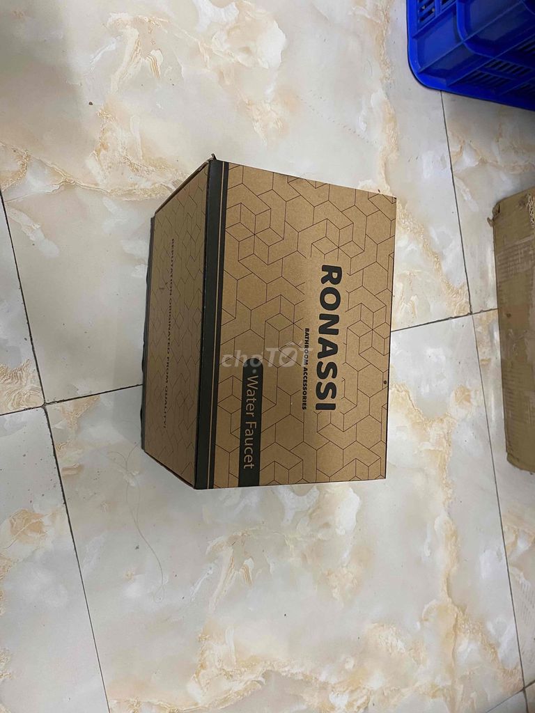 Thanh lý vòi rửa mặt (đồng) mới 100% thừa ctrinh