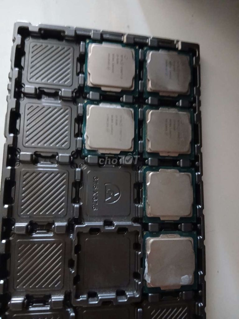 CPU Intel Core i3-8100. Mua bán Linh kiện (RAM, Card...) tại Quận Cẩm Lệ Đà Nẵng được đăng bởi Phạm Quang Huy hình 1