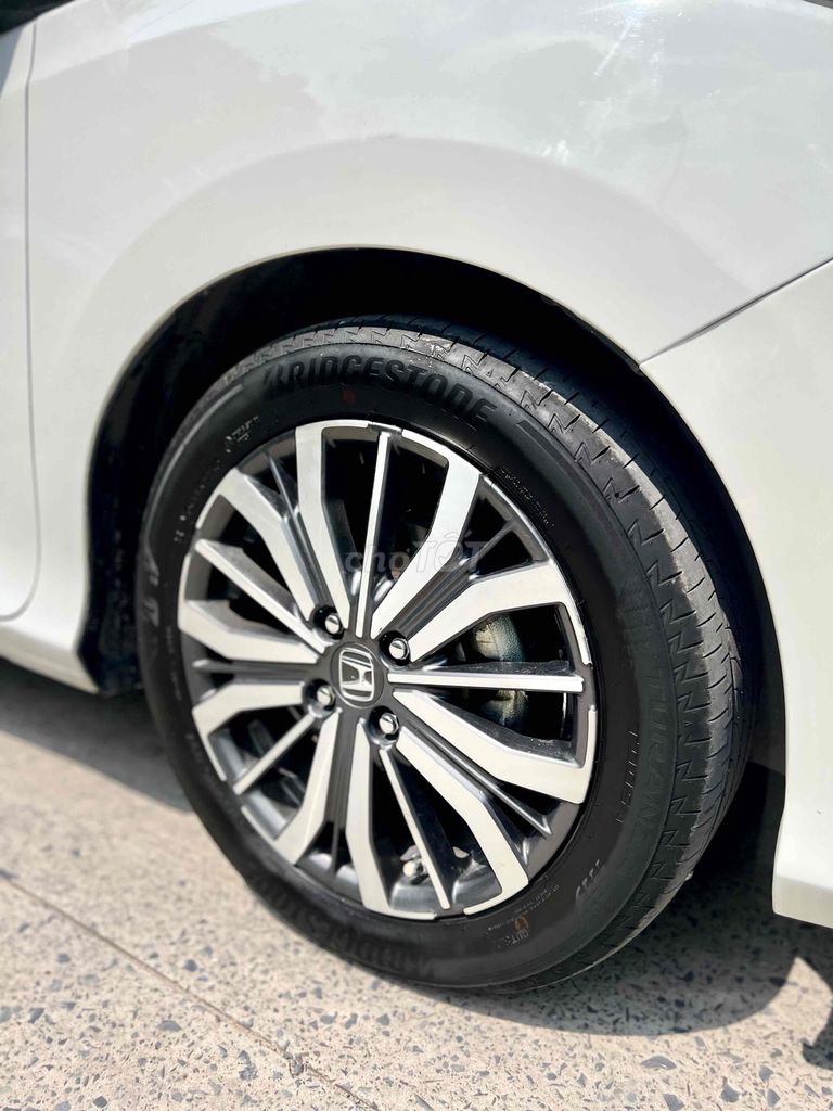 Honda City 2018 1.5 TOP - lên nhiều đồ chơi xịn. Mua bán Ô tô tại Huyện Hóc Môn Tp Hồ Chí Minh được đăng bởi Vũ hình 9