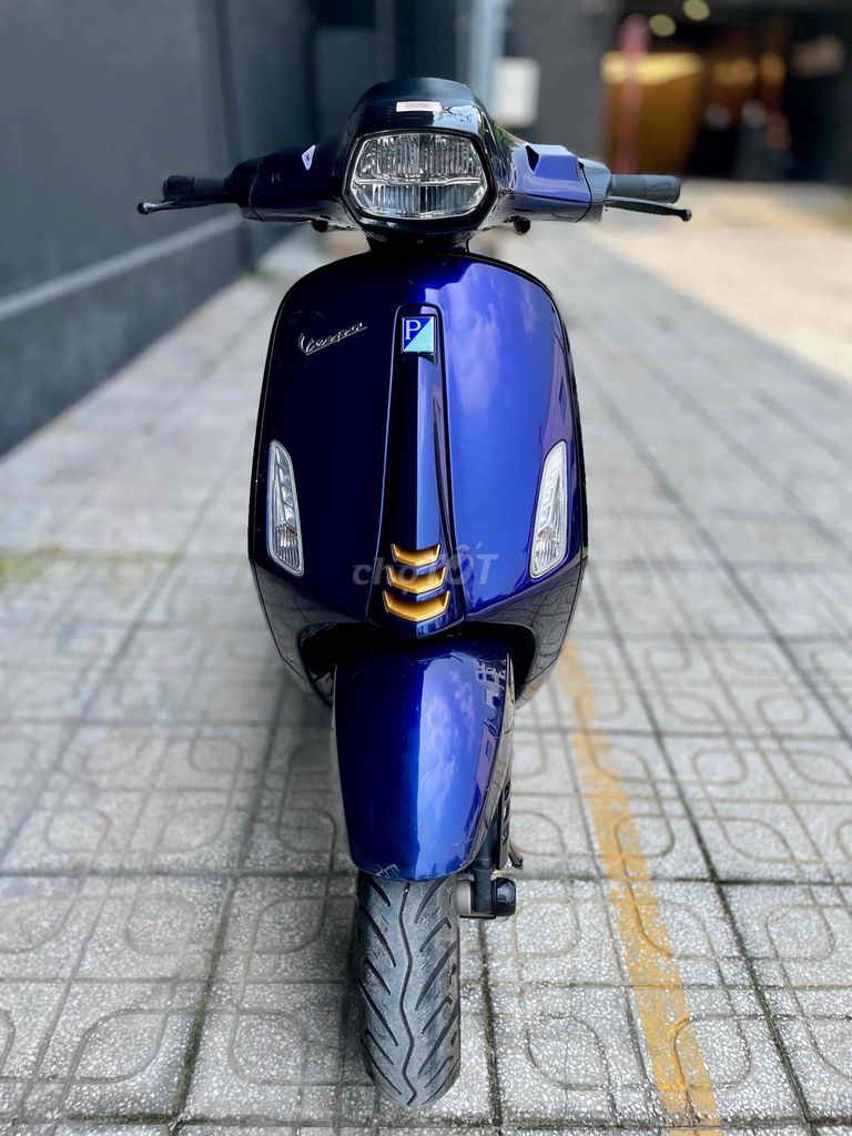 Piaggio Sprint 150 ABS 2020 Сине-фиолетовый красивый автомобиль