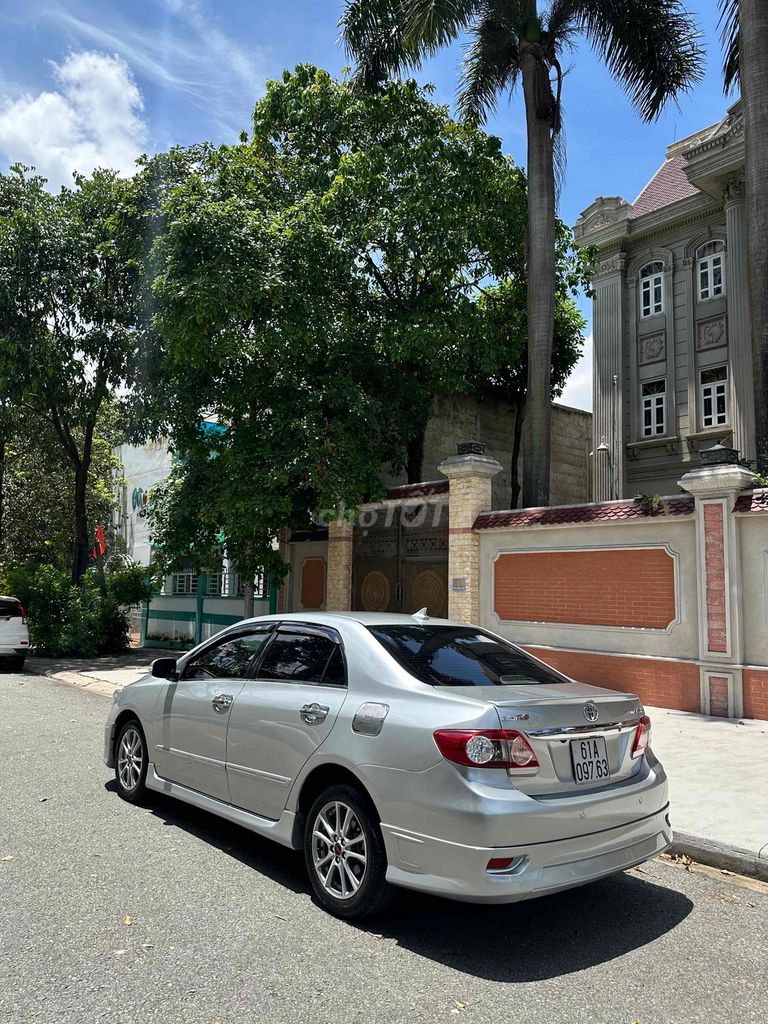 Toyota Corolla Altis 2013 2.0 RS - 92000 km. Mua bán Ô tô tại Thành phố Thủ Dầu Một Bình Dương được đăng bởi Nguyễn Trung Hiếu hình 2
