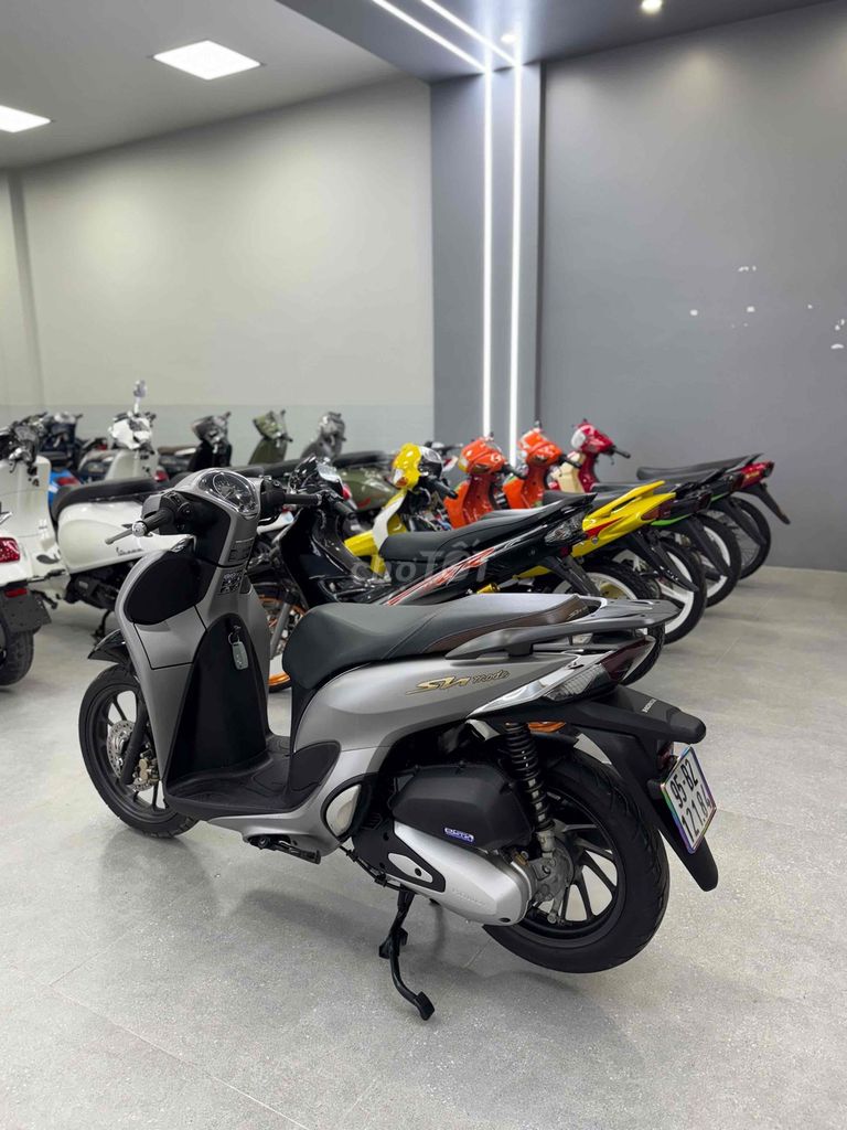 Honda SH Mode ABS 2022 Xám nhám. Mua bán Xe máy tại Quận Cái Răng Cần Thơ được đăng bởi Cửa Hàng Xe Máy Quang Sang hình 5