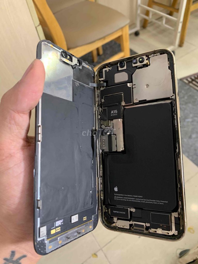 Apple iPhone 13 Pro Max Vàng Mất nguồn. Mua bán Điện thoại tại Quận 6 Tp Hồ Chí Minh được đăng bởi Nguyễn Kiệt hình 1