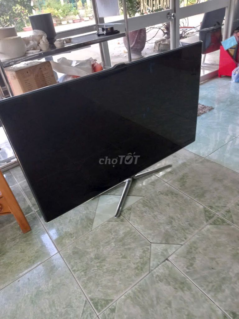 Tivi Samsung Smart TV hỏng màn hình. Mua bán Tivi, Âm thanh tại Thành phố Thuận An Bình Dương được đăng bởi Araovat vn hình 1