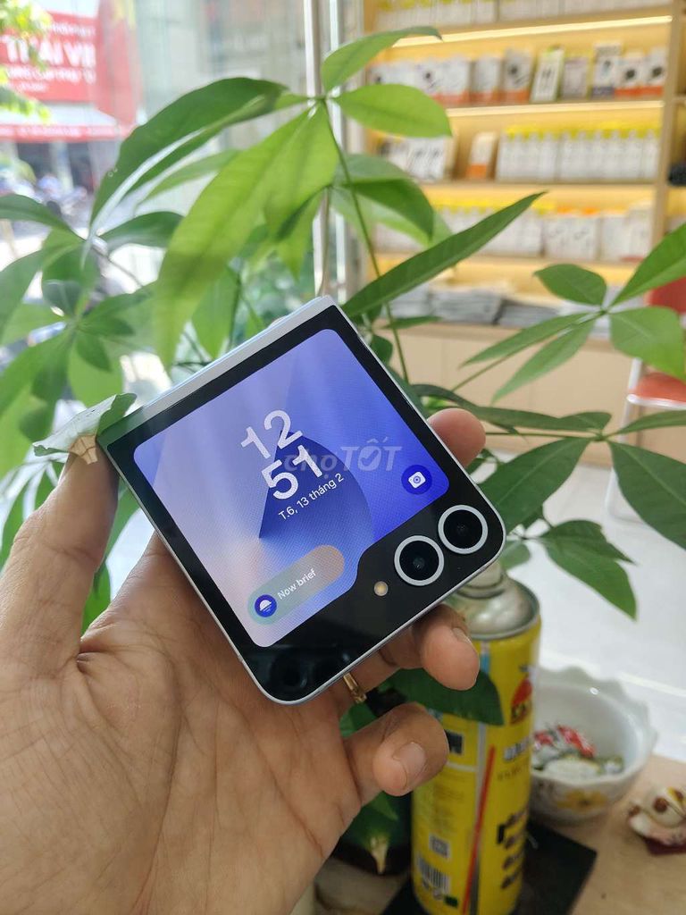 Samsung Z Flip 6 512Gb Keng Likenew 99,99 😍. Mua bán Điện thoại tại Quận Hải Châu Đà Nẵng được đăng bởi MiPhone hình 1