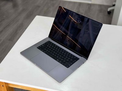 Macbook Pro 16 inch M2 Pro 16GB/512GB 2023 mới 98%