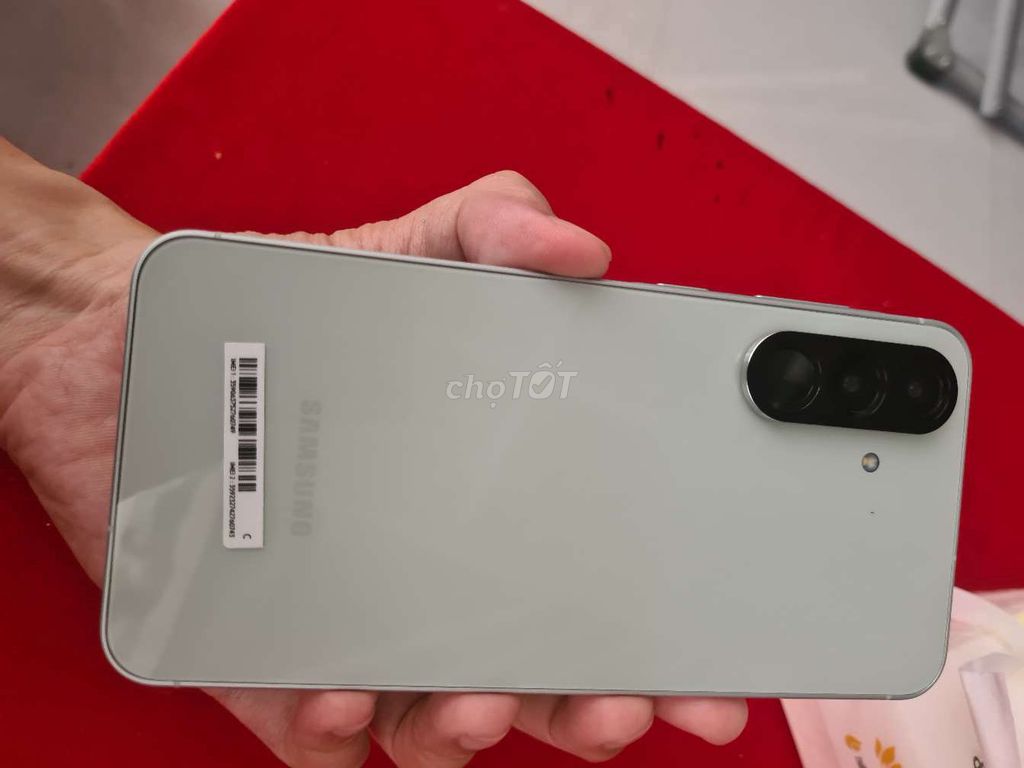 Samsung A56 12GB/256GB Xám. Mua bán Điện thoại tại Thành phố Long Xuyên An Giang được đăng bởi Tào A Man hình 1