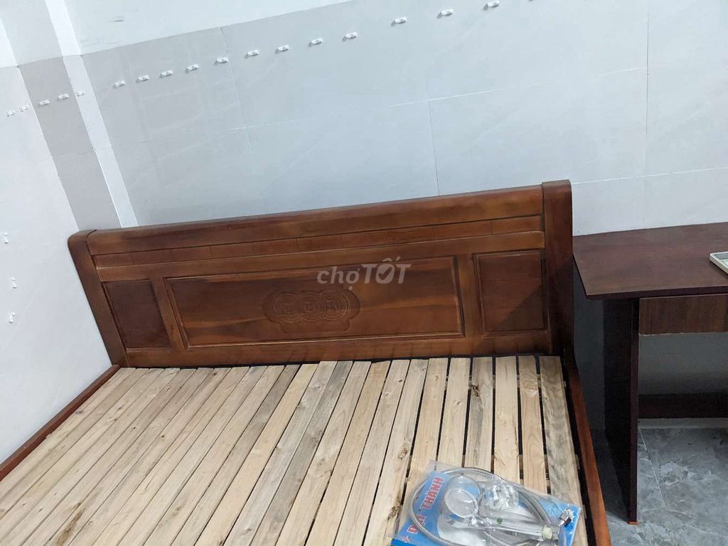 Giường ngủ Gỗ Nâu Đơn giản. Mua bán Giường, chăn ga gối nệm tại Thành phố Quảng Ngãi Quảng Ngãi được đăng bởi Tùng lương  hình 1