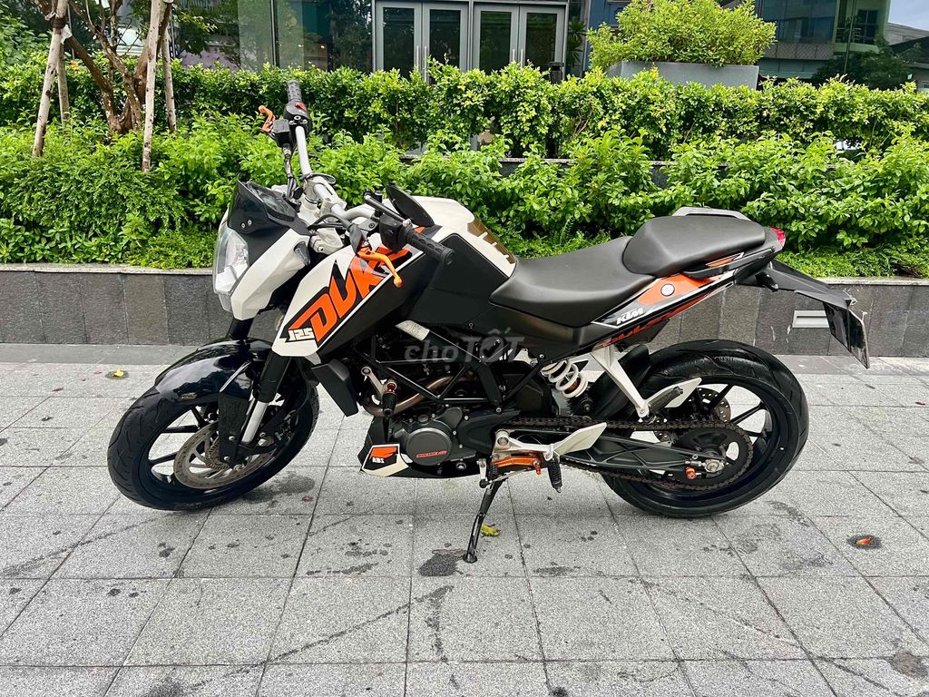 KTM DUKE 125cc 2014 rẻ đẹp. Mua bán Xe máy tại Quận 1 Tp Hồ Chí Minh được đăng bởi Tủn Ca hình 1