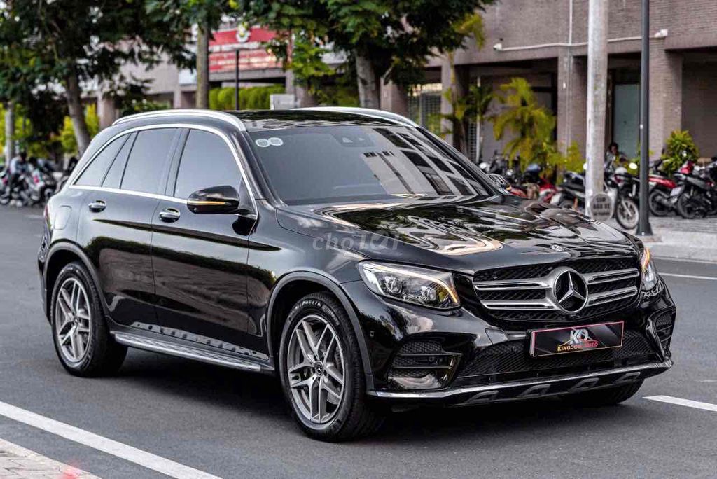 GLC300 AMG sx 2019 màu đen siêu đẹp full bảo dương. Mua bán Ô tô tại Quận 7 Tp Hồ Chí Minh được đăng bởi Dương Phương hình 5
