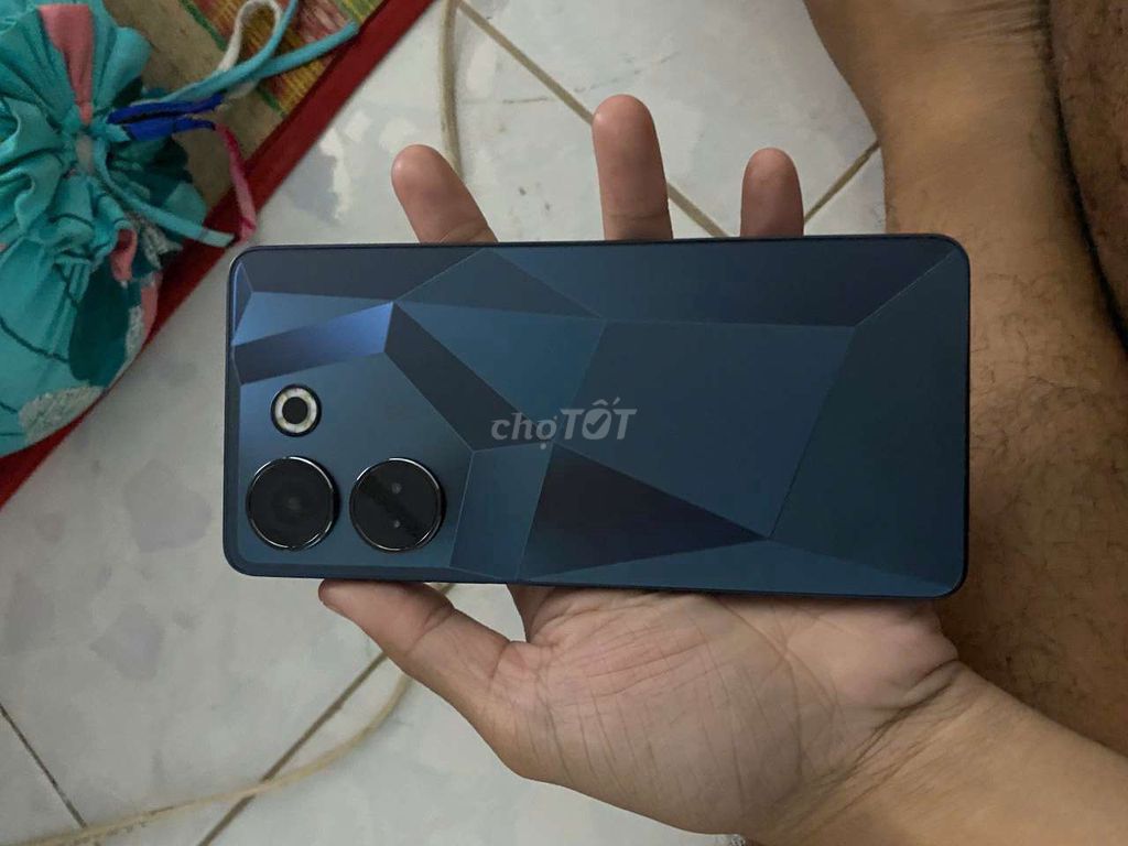 TECNO CAMON 20 Pro 256GB Xanh đen. Mua bán Điện thoại tại Quận 8 Tp Hồ Chí Minh được đăng bởi NThah hình 1
