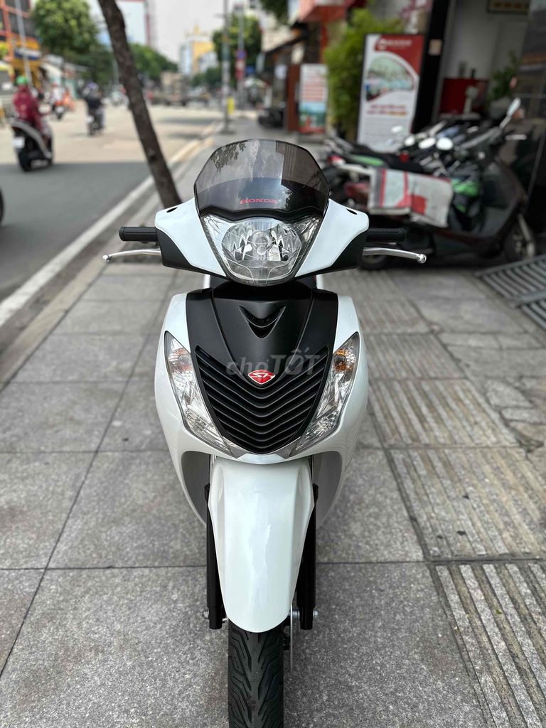 sh 150i nhập Ý sm105 đk 2011 bstp ngây chủ xe zin. Mua bán Xe máy tại Quận Tân Phú Tp Hồ Chí Minh được đăng bởi VÕ MINH HẬU hình 1