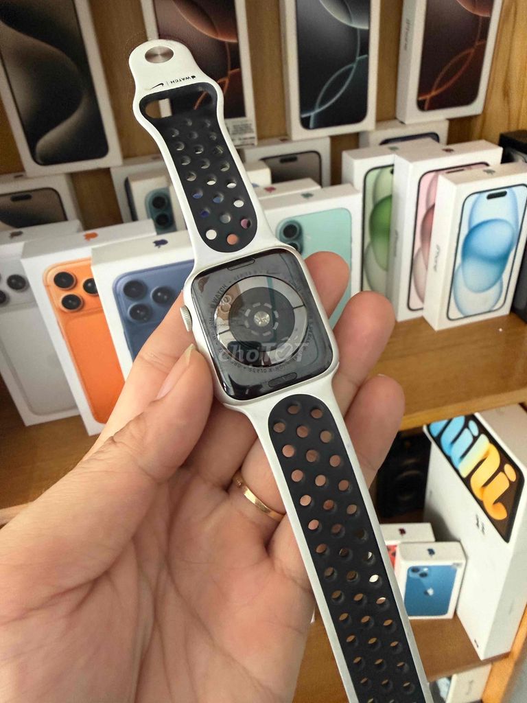 apple seri 5 bản nike size 44 đẹp keng p9x. Mua bán Thiết bị đeo thông minh tại Thành phố Vũng Tàu Bà Rịa - Vũng Tàu được đăng bởi BINHHYK  hình 1