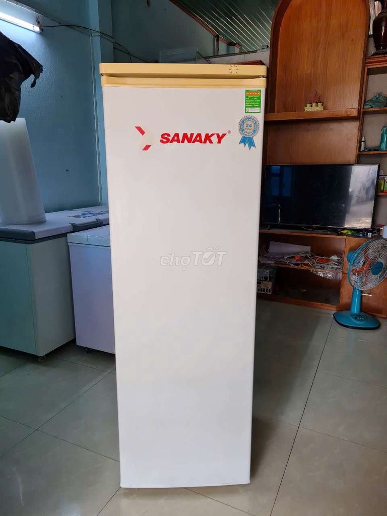 250 lít tủ đông đứng Sanaky như hình