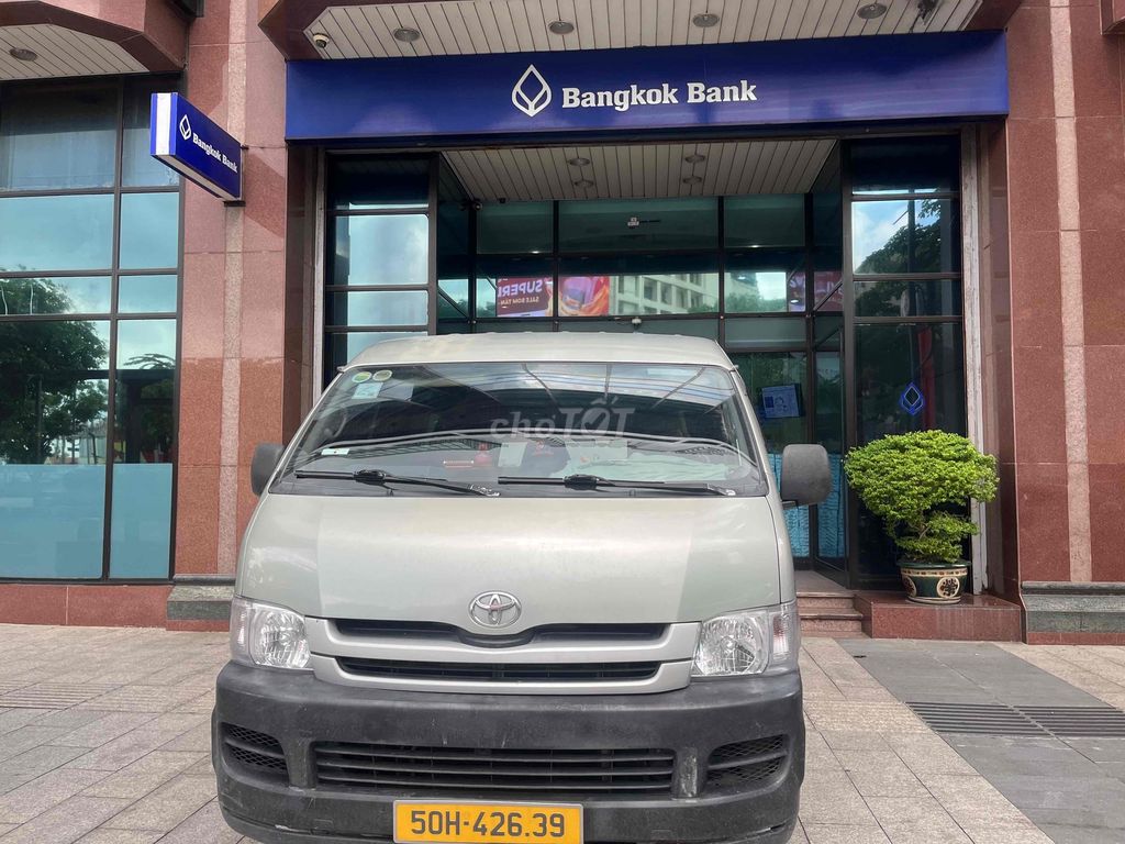 Toyota Hiace 2010 Commuter 2.7 - 200000 km. Mua bán Ô tô tại Quận 12 Tp Hồ Chí Minh được đăng bởi Vũ Ba hình 2