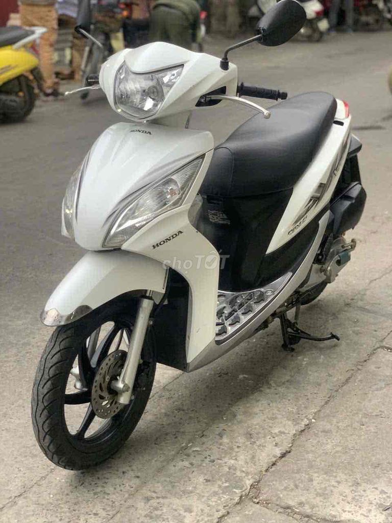 honda vision trắng máy ngon, xe. như mới. Mua bán Xe máy tại Quận Nam Từ Liêm Hà Nội được đăng bởi Cường nguyễn hình 3