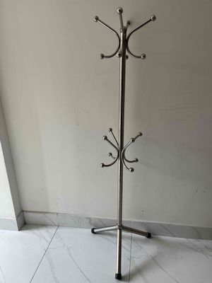 Cây treo quần áo. Mua bán Nội thất, đồ gia dụng khác tại Quận Ngũ Hành Sơn Đà Nẵng được đăng bởi Milan