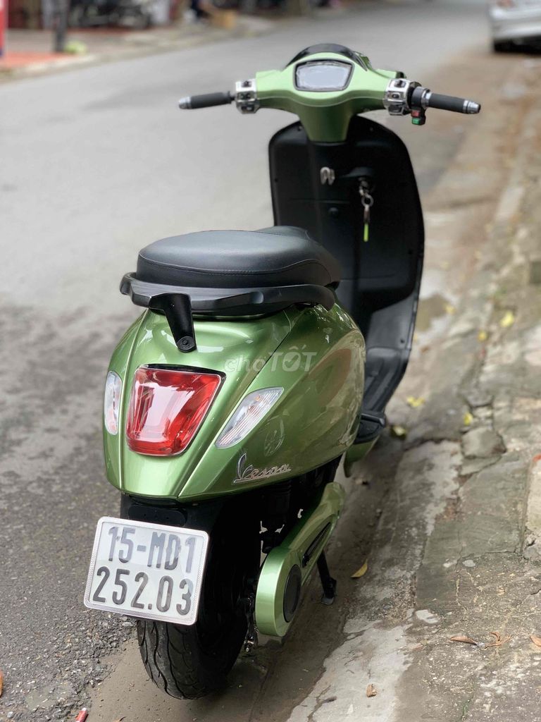 Lên cho anh chị em nhà mình mẫu Vespa sang xịn mịn. Mua bán Xe điện tại Quận Lê Chân Hải Phòng được đăng bởi Hiếu Xe điện VIVU hình 2