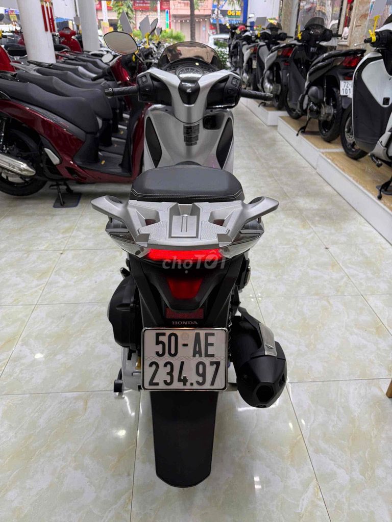 Honda SH 150 CBS 2019 Серебристый