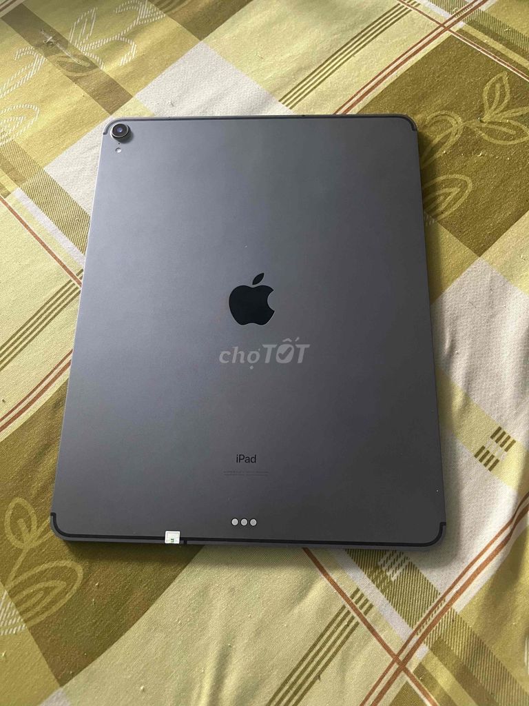 Apple iPad Pro 12.9 64GB Xám 4G. Mua bán Máy tính bảng tại Huyện Phong Điền Cần Thơ được đăng bởi Anh Tài hình 1