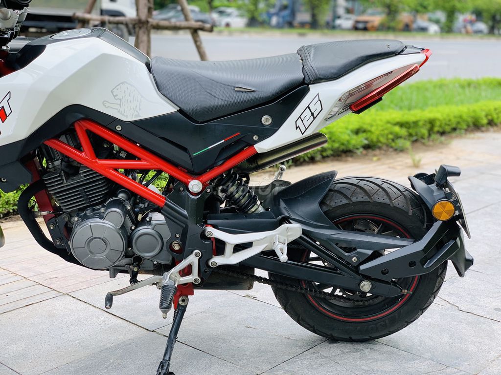 BENELLI TNT 125 NGUYÊN ZIN ĐỜI CAO BIỂN HN XE NHẬP. Mua bán Xe máy tại Quận Nam Từ Liêm Hà Nội được đăng bởi Hà Thanh hình 3