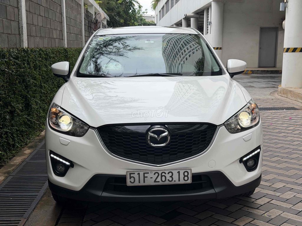 Mazda CX5 2.0AT максимальная комплектация, белый, пробег 59 000 км, отличное состояние