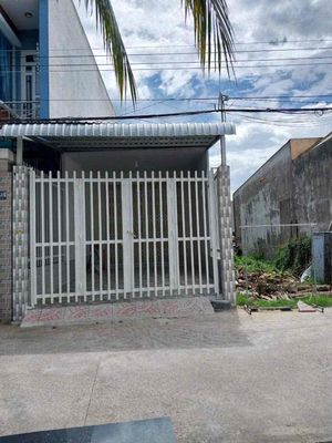NHÀ MẶT TIỀN HẺM 56 HỒ TRUNG THÀNH LỘ Ô TÔ GẦN SÂN BAY CẦN THƠ