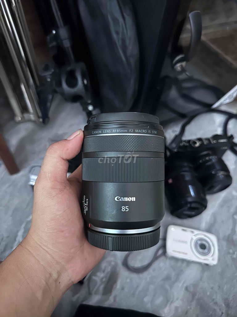 Ống kính Canon RF85mm F2 MACRO IS STM Đen. Mua bán Máy ảnh, Máy quay tại Quận Ninh Kiều Cần Thơ được đăng bởi hdong hình 1