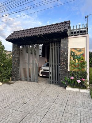 Bán nhà mặt tiền, dân cư đông tại Phường Gò Dầu - Tây Ninh. Chính chủ